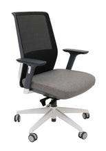 Load image into Gallery viewer, Motion Mesh Task Chair