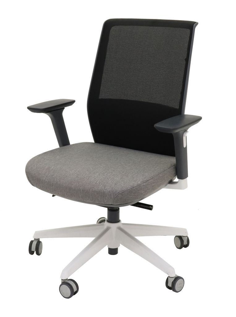 Motion Mesh Task Chair – Newcastle Office Furniture